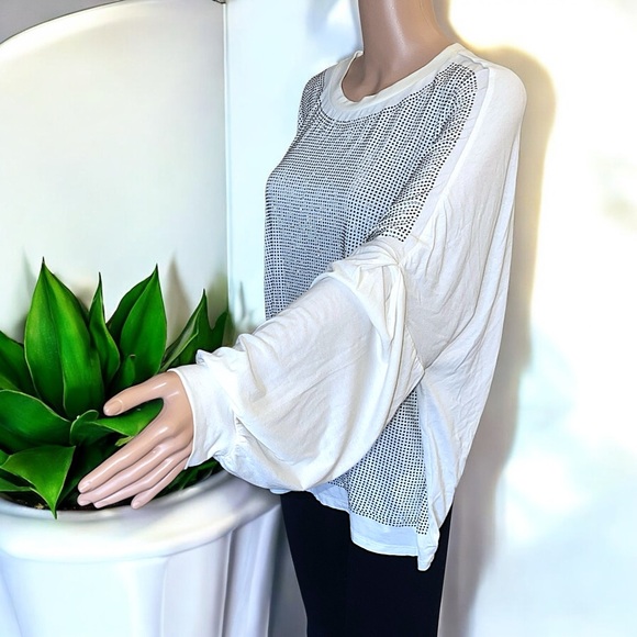 NWT Vocal Ivory Dolman Long Sleeve Rhinestone Top - Picture 12 of 16